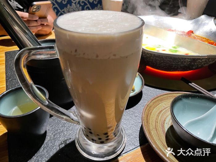 湊湊火锅·茶憩(颐堤港店)大红袍珍珠奶茶图片