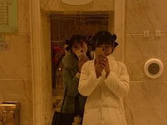 -金孔雀温泉旅游度假村