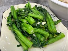 -银峰农庄·特色烧鸡·鲜无花果浸鸡