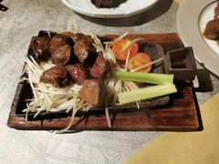 -穹六人间 people 6(岳阳路店)