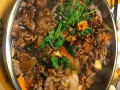 焖牛肉-黄记煌三汁焖锅(顺义华联店)