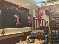 -青瓦餐厅·生鱼片·韩园烤肉(西塔店)