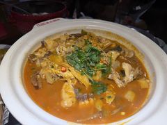 -魏铭鱼头捞饭(晋阳路店)
