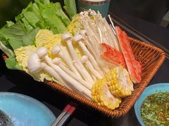 -老城鲜·小海鲜贝贝煲火锅(壹方城店)