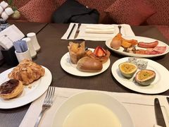 -塞纳河法国餐厅(意式风情街店)