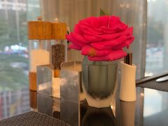 -圣丰索菲特·2 On 988 Café 自助餐厅