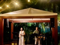 -三亚艾迪逊酒店·海滩烧烤 BARBACOA·现场乐队·浪漫晚餐·烧烤海鲜