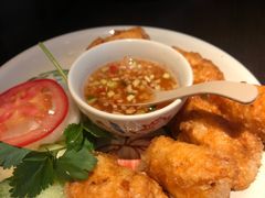 -大头虾越式风味餐厅(光明广场店)