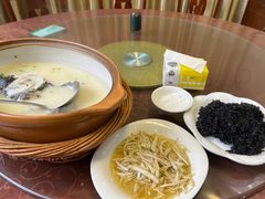 -天目湖刘老四农庄