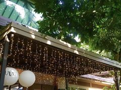 -植物园哈利亚餐厅