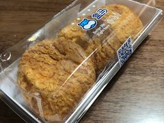 酸奶泡芙-盒马鲜生(莱蒙都会店)