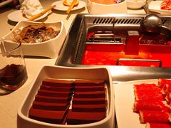 -海底捞火锅鲜切牛肉主题店(长寿路店)