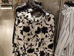 -H&M(华润万象城店)
