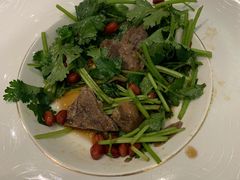 香菜拌牛腱-西湖春天•老字号杭州菜(百汇店)