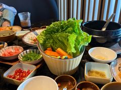 -雾山韩式烤肉·海南糟粕&椰子鸡火锅·海景餐厅(三亚绿发山海天JW万豪酒店)