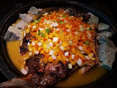 -吞鱼兽麻辣烤鱼(万达店)