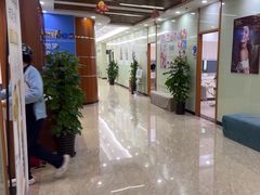 -茂菊口腔连锁(浦东南路店)