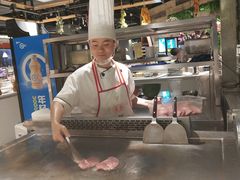 -怡人怡口牛排海鲜自助(飞龙大厦店)