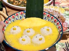 -月亮眼花园餐厅书吧酒吧