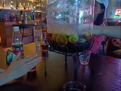 -弥庐酒吧KTV(庐山店)