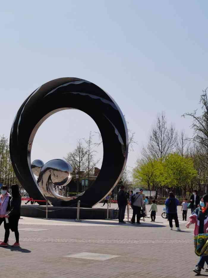 大兴滨河森林公园-"终于来拔草念坛了 比南海子人多 停车不好.