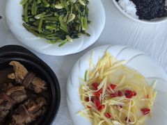 -天乐农家鱼头王(天目湖店)