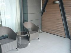 -上海滴水湖皇冠假日酒店