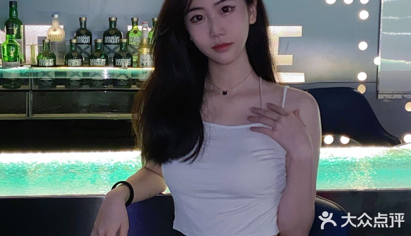 深圳探店｜氛围感拉满🥂龙岗区Azure Blue餐吧