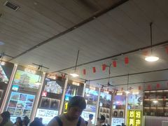 -冶建镜子·老南昌大排档·江西虾王(总店)