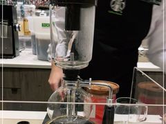 -星巴克臻选(深圳龙华红山天虹店)