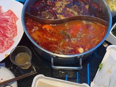 -唯爱KTV聚会餐厅(仙林东城汇店)