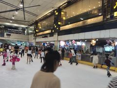 -正佳冰河湾真冰滑冰场