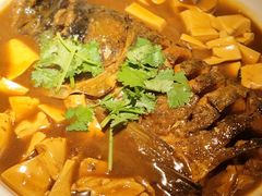 -卢大鲜鱼头捞饭(美利广场店)