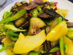 腊肉炒酸笋-文杰餐馆(南洪时尚风情街店)