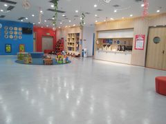 -美吉姆国际儿童发展中心(红谷滩绿地缤纷城中心)