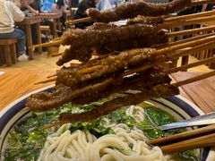 -云阿蛮云南生烫牛肉米线(奉贤路店)