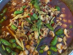 -兔行天下-鸿鹤鲜锅兔(中海国际店)