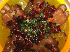 张家沱香辣蹄-懒人盐府人家(航天桥店)