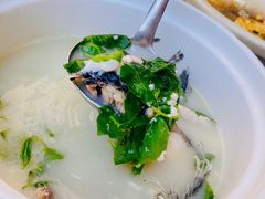 -凤阁楼果木烧鹅(鹤山陈山店)
