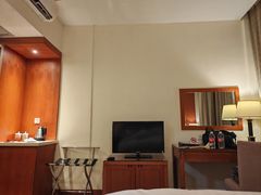 -上海南泉酒店(塘桥地铁站店)