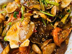 -鑫渔港海鲜本地菜·山海关浑锅(东戴河店)