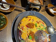 -贵厨酸汤牛肉(小十字店)