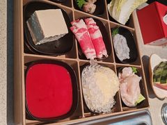 -海底捞大排档火锅(悦荟广场店)