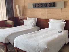 -三亚湾海居铂尔曼度假酒店