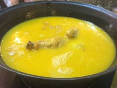 -鲜入围煮花胶鸡海鲜火锅