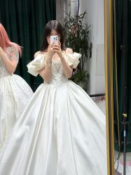 -NaNa婚纱礼服馆