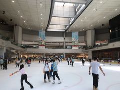 -冰纷万象滑冰场(深圳万象城店)