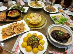 -老码头黑皮肘子锅包肉熏酱水饺(文政街店)