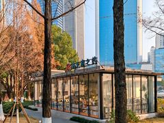 -西北湖绿化广场