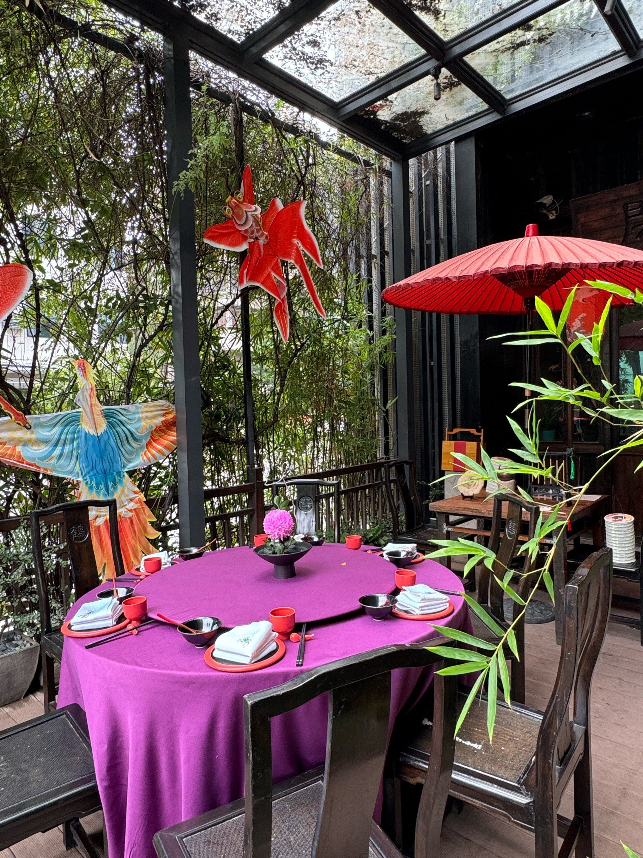 属于武汉人的中式浪漫庭院餐厅!